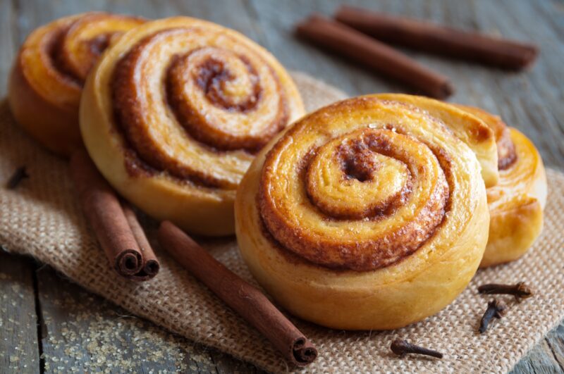 Cinnamon Buns (2 Ct)