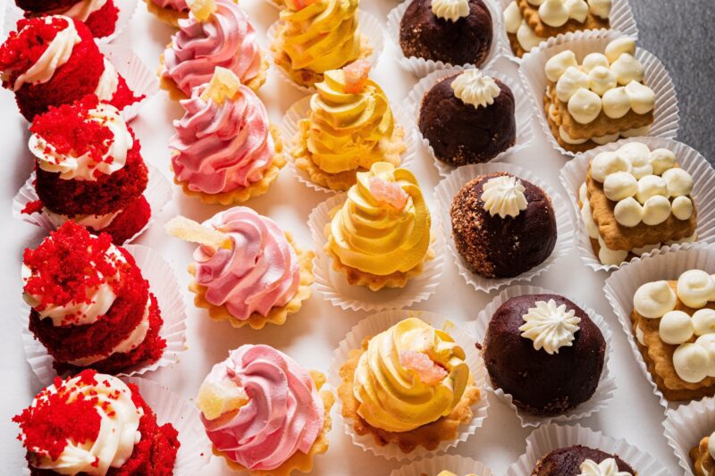 Mini Pastries (Assorted - 1 lb)